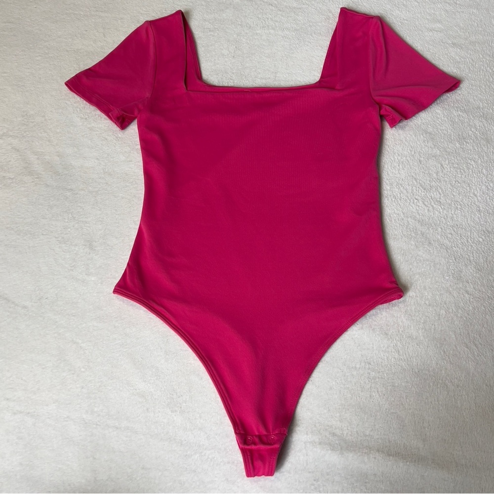 Aritzia Babaton Hot Pink Original Contour Squareneck Bodysuit - Picture 5 of 7